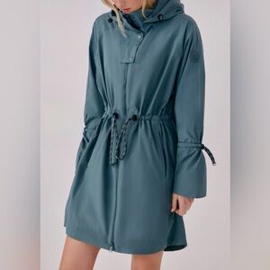 BNWT LOLE Piper Oversize Packable Adjustable Lightweight Rain Jacket XL Ash Teal